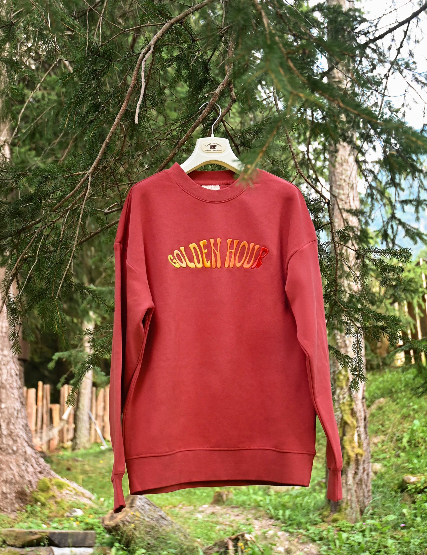 FELPA GIROCOLLO CON RICAMO 3D