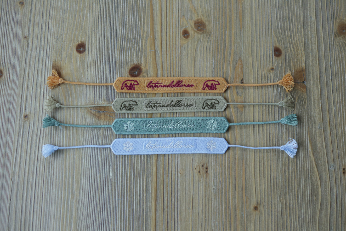 BRACCIALETTO INTERAMENTE RICAMATO